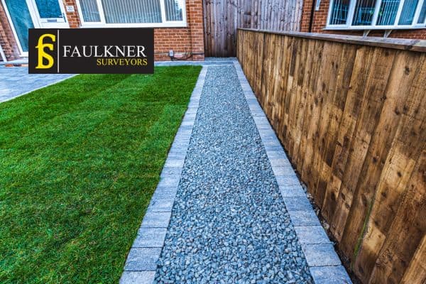 Can my Neighbour attach a fence to my wall? 3 Property Boundaries and the Basics of Land Boundaries Luton