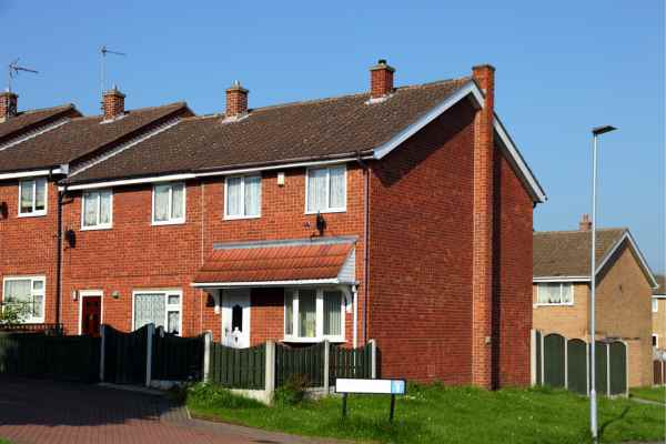Can I Alter The Party Wall Surveyor? - A Crucial Guide From Faulkner Surveyors 3 Do you want to change the party wall surveyor you are using? Get the best results from Faulkners Luton NOW!
