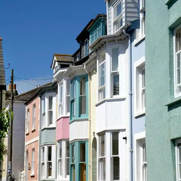 Scenarios 3 image of UK home - Faulkners scenarios Luton