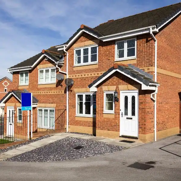 Scenarios 4 Image of UK home - Faulkners scenarios Luton